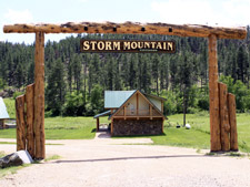 Storm Mountain Cottage Welcome Sign
